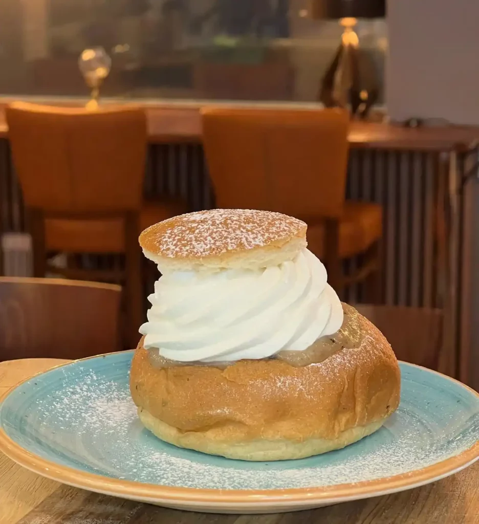 Abrahamsbergs Café Bakverk Meny Priser