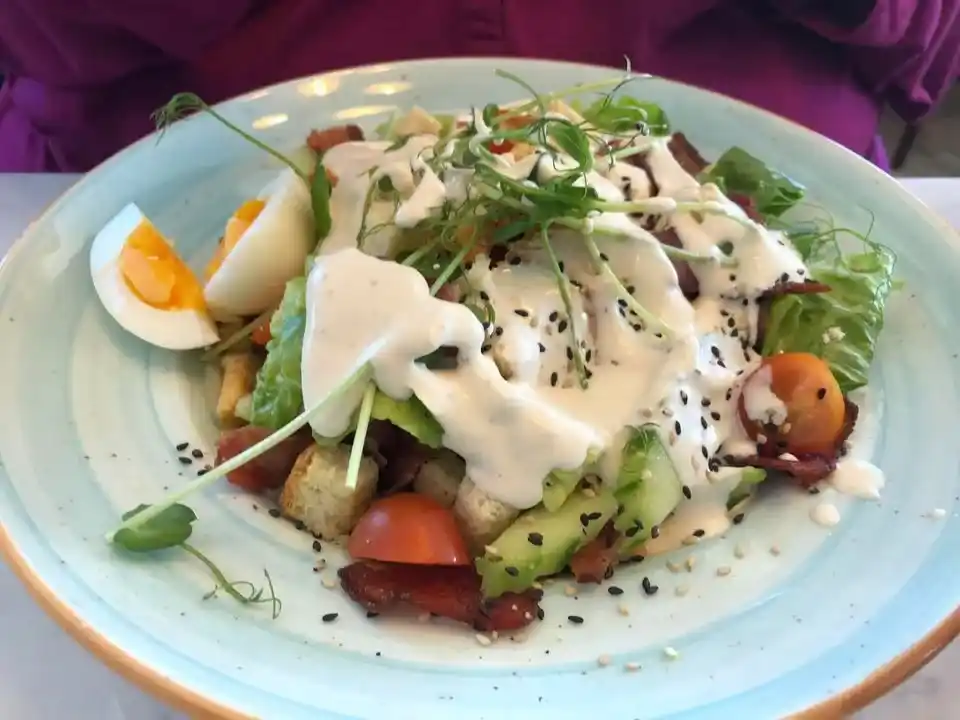 Abrahamsbergs Café Varma rätter Meny Priser