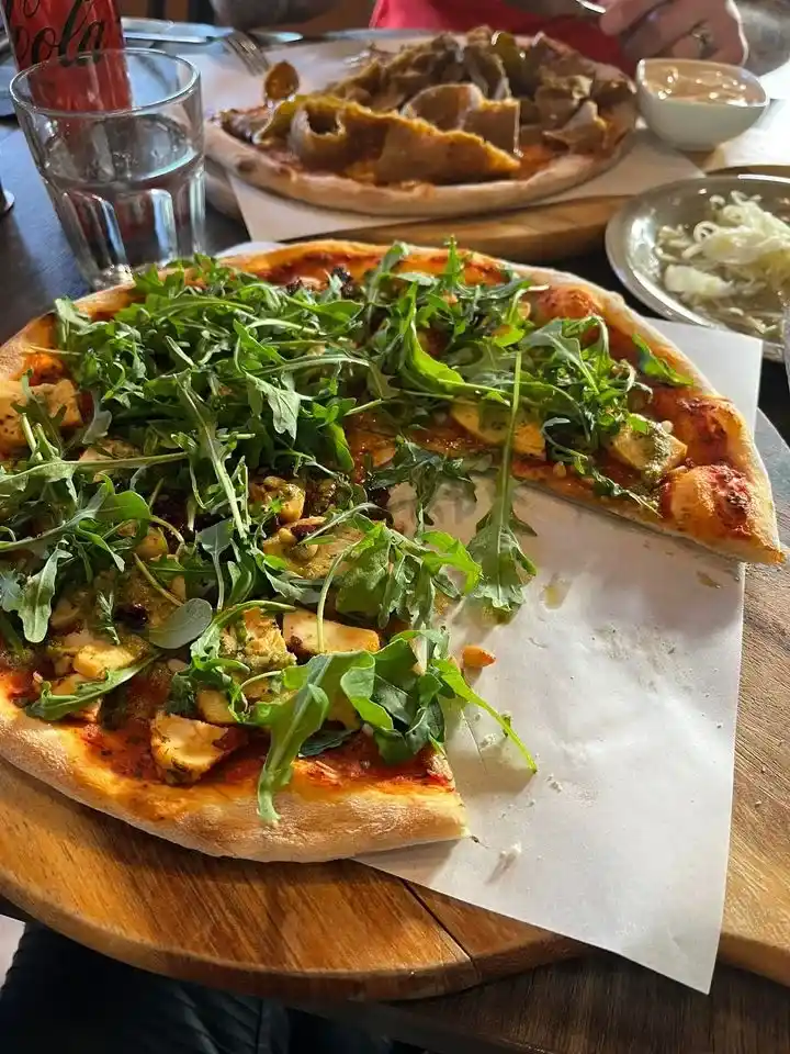 Alessandros Pizzor Meny
