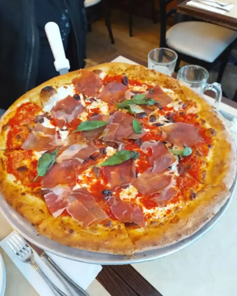 Angelos Pizza/Chiusa/Inbakad Meny Med Priser