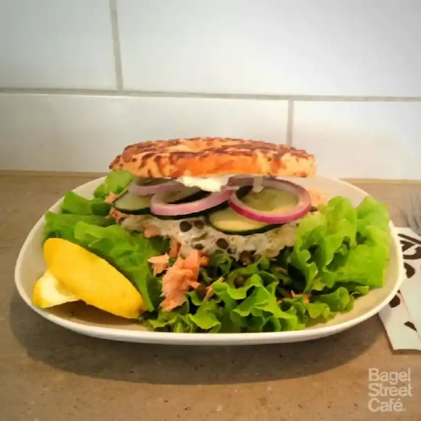 Meny Bagel Street Cafe Sallader